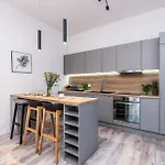Rent Like - Walonska 15 Appartement *