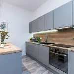 Rent Like - Walonska 15 *